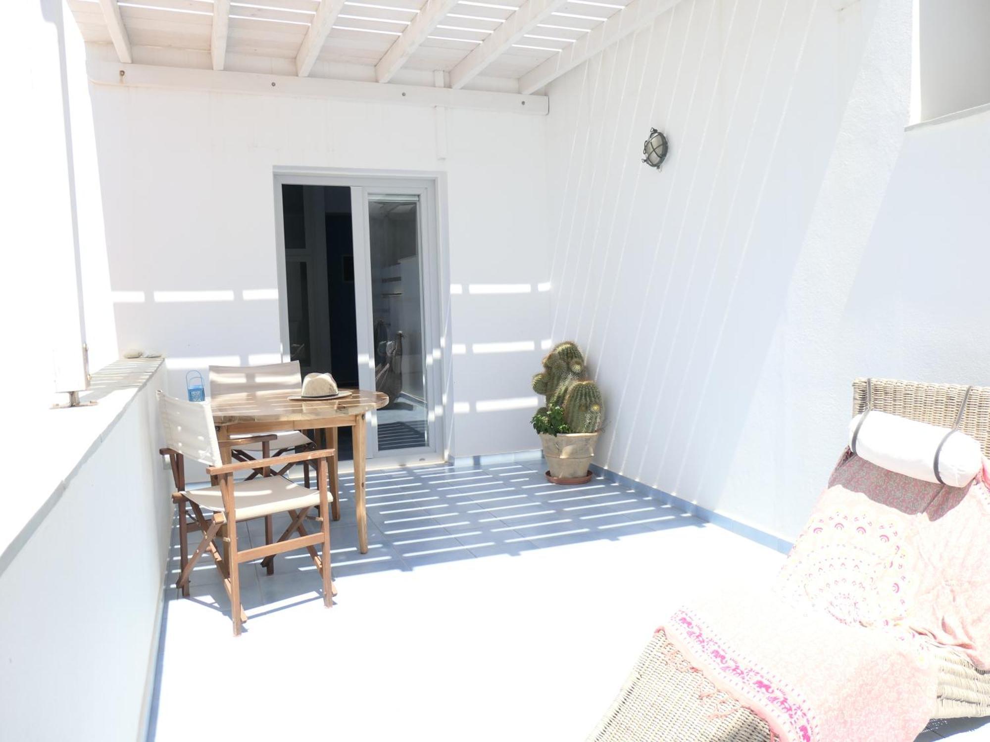 Inaxos Studios, Viewing Apollo Temple. Naxos City 외부 사진
